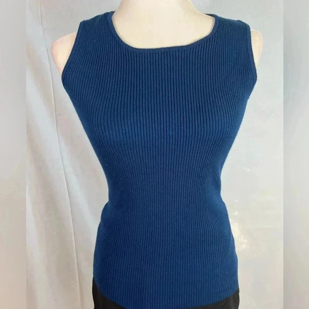 Sweater tank